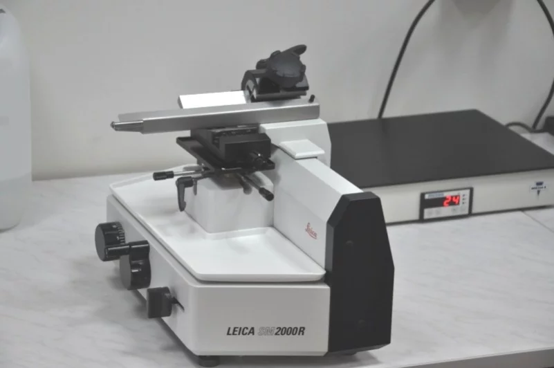 Микротом санный Leica SM 2000R